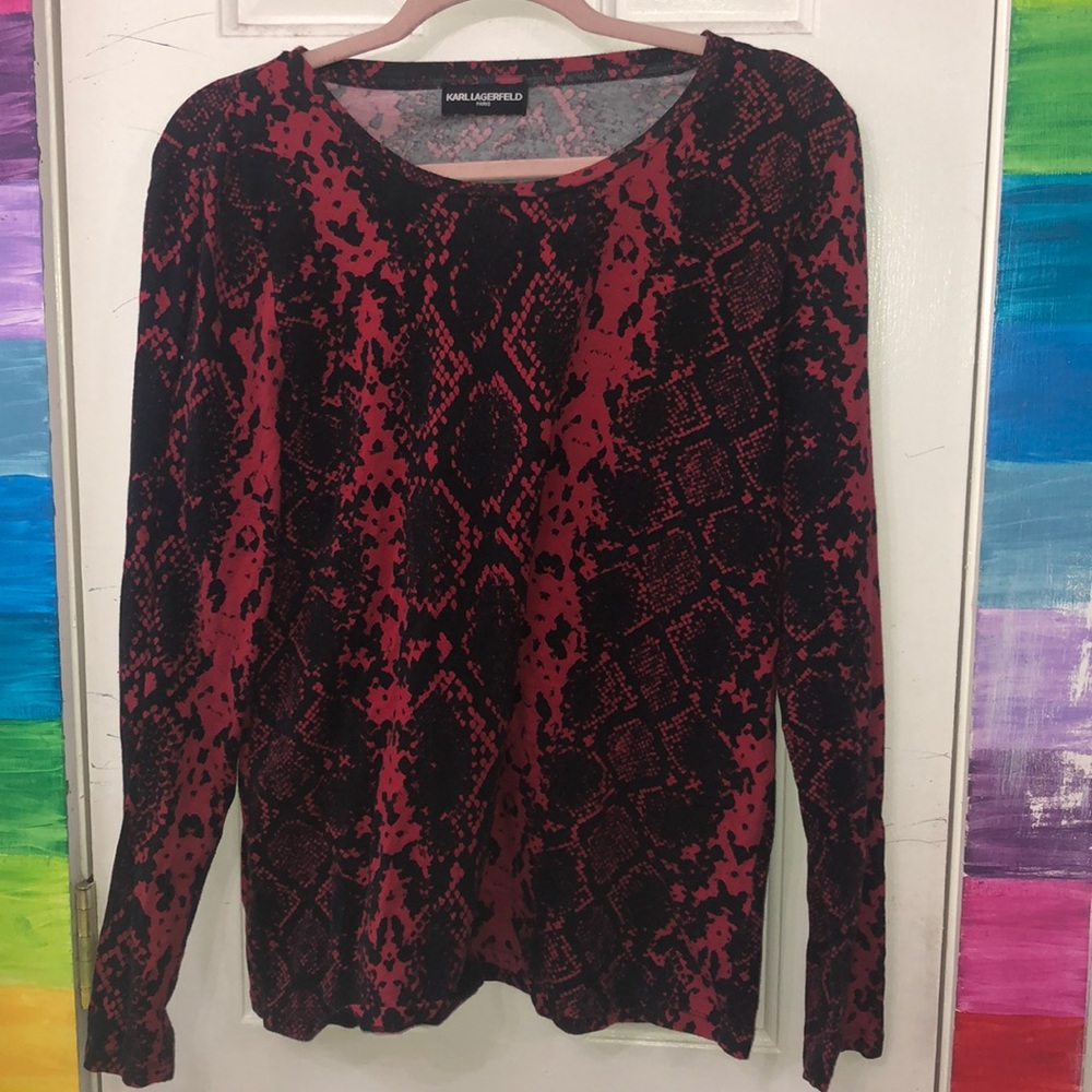 Long sleeve top